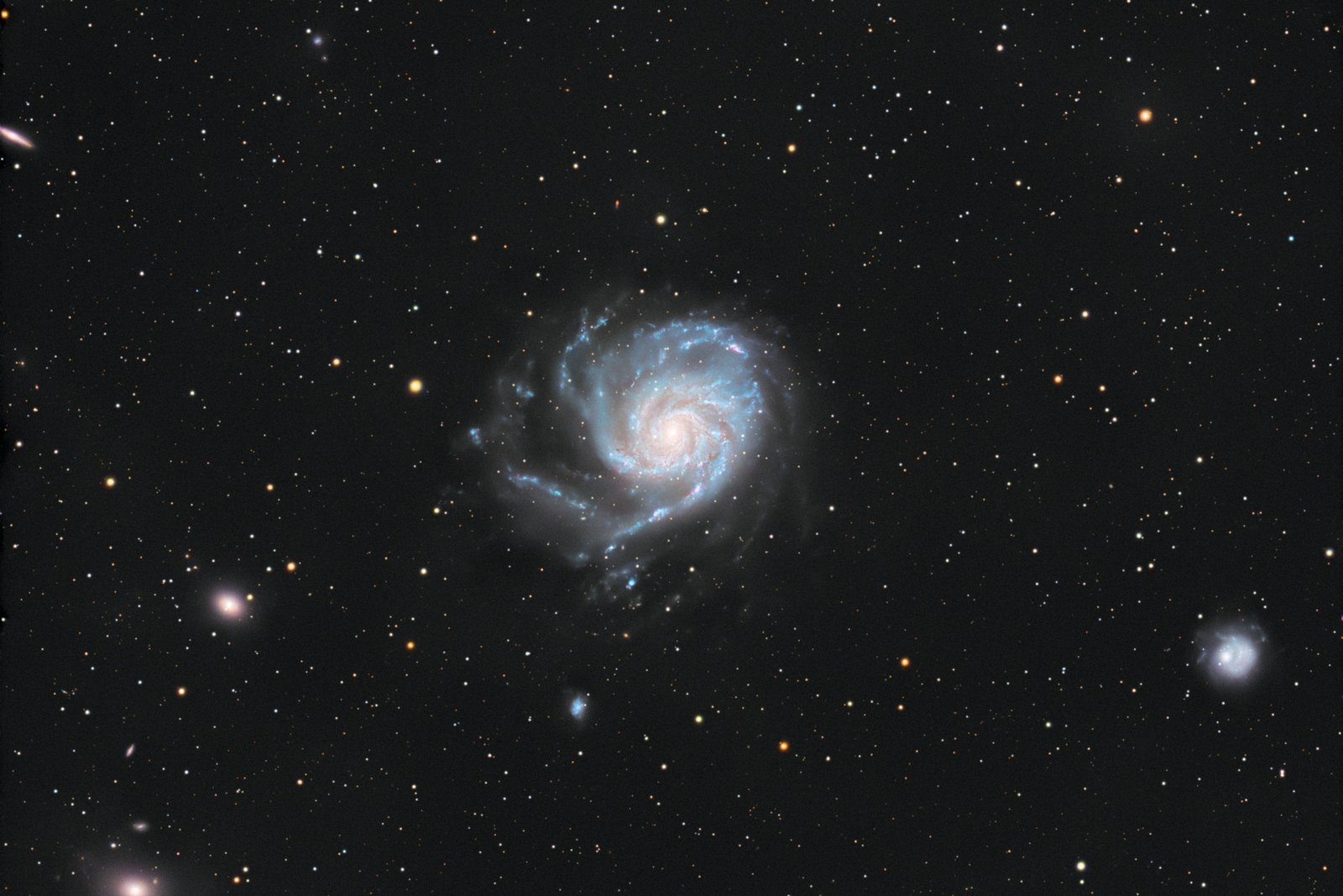 The Pinwheel Galaxy M101 with spiral arms resolved, a 24-hour capture on the Vaonis Vespera Pro 2